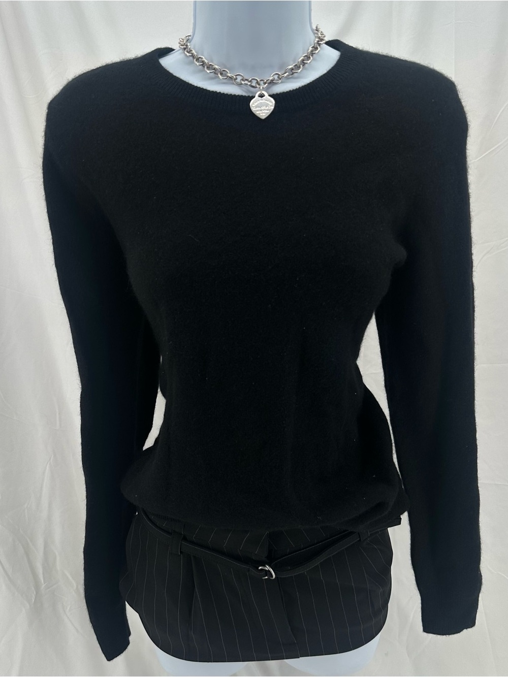 Cashmere Classy Coquette Bloomingdale’s Black Knit Sweater